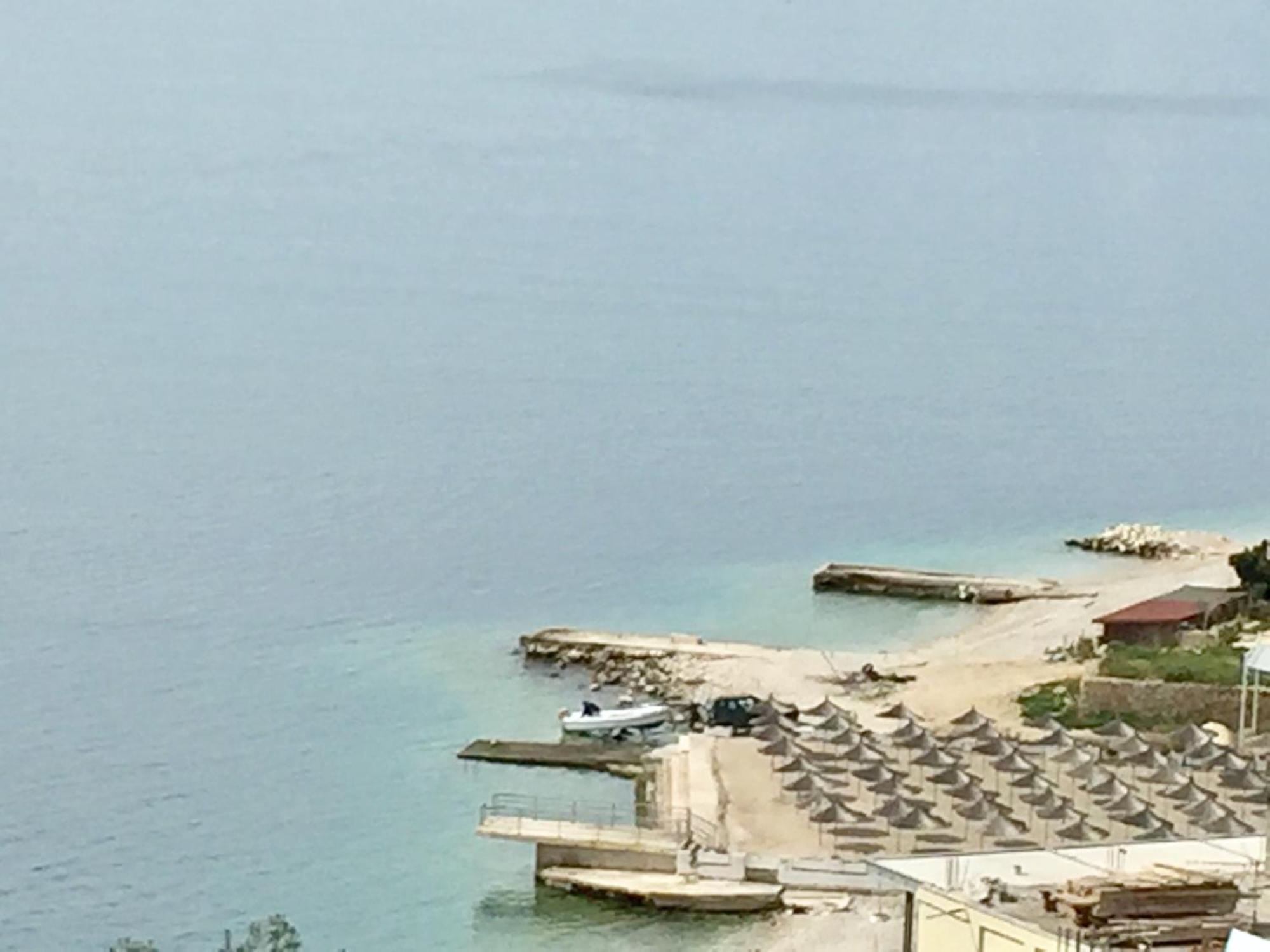 Sea And Sky Apartments Sarande Room photo