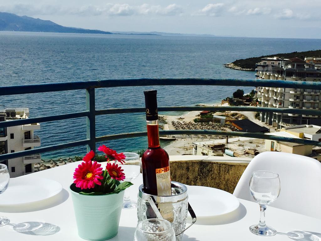 Sea And Sky Apartments Sarande Exterior photo